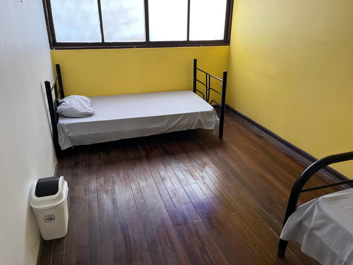 El Parque Bed And Breakfast 阿拉胡埃拉 外观 照片