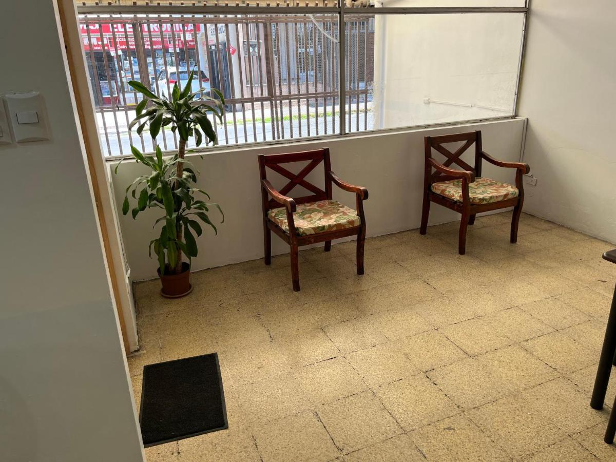 El Parque Bed And Breakfast 阿拉胡埃拉 外观 照片